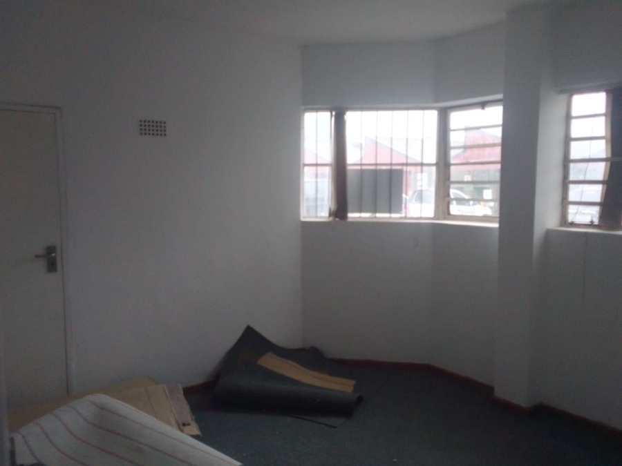 To Let commercial Property for Rent in Retreat Western Cape